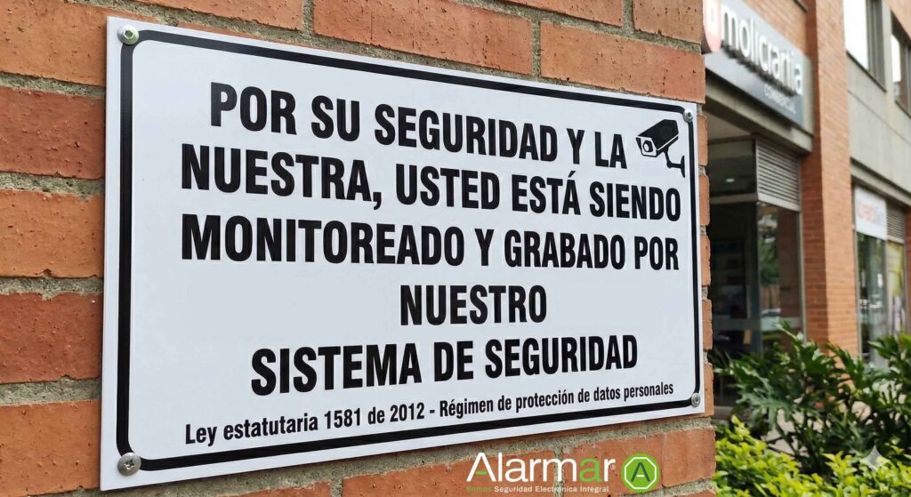 Aviso de usted está siendo grabado y monitoreado en concordancia con la ley 1581 de 2012